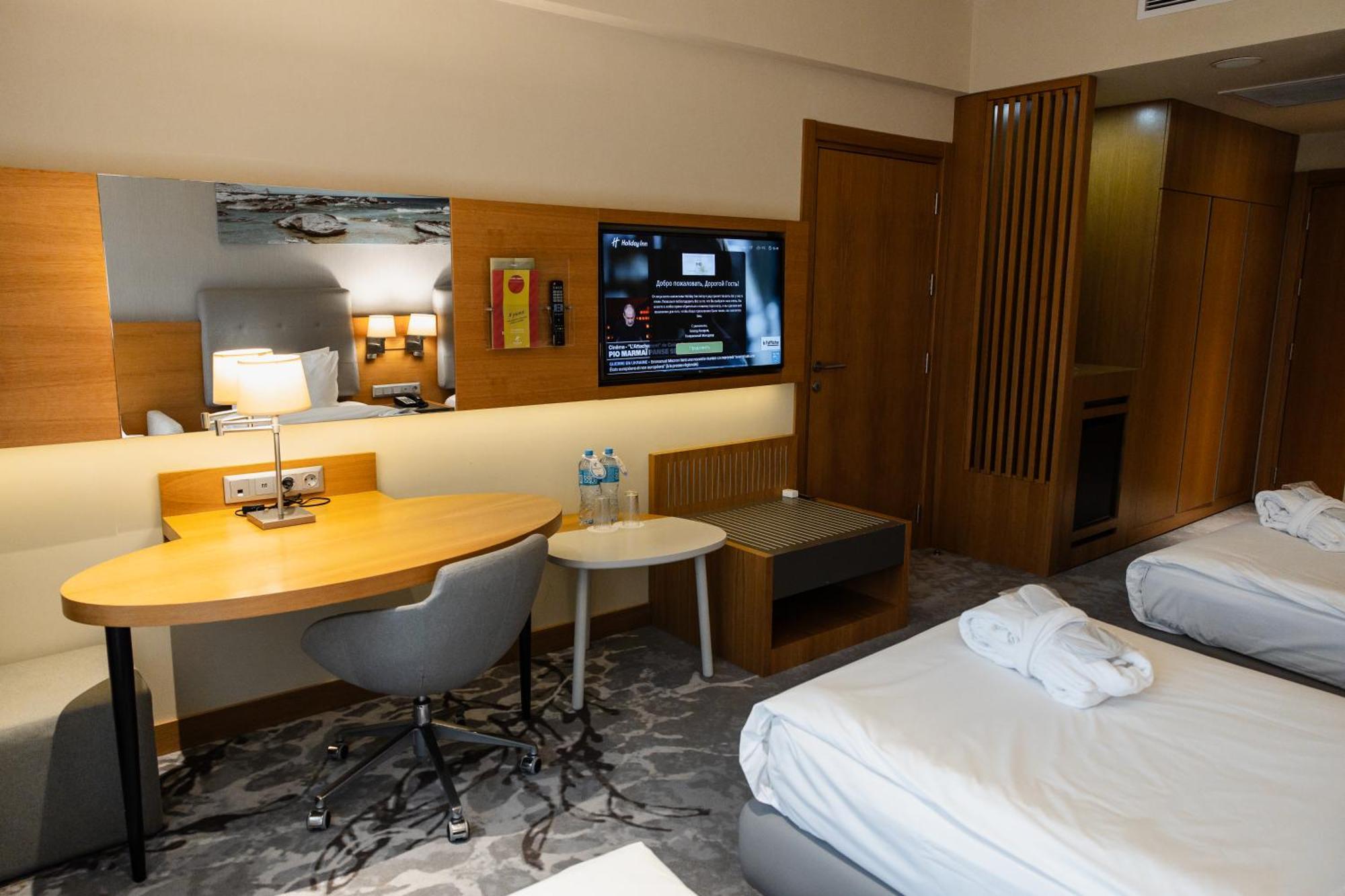 Holiday Inn - Aktau - Seaside By Ihg Exterior photo